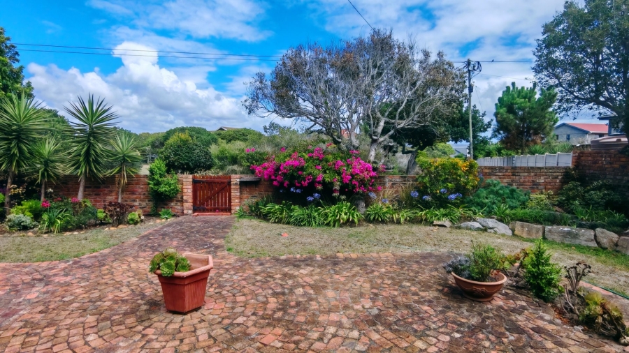 2 Bedroom Property for Sale in Reebok Western Cape